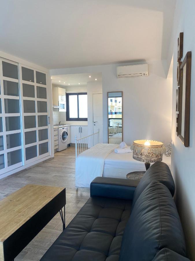 Aloha Playa Apartment Benalmadena Bagian luar foto