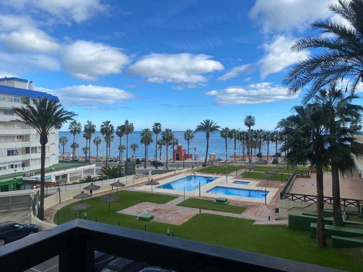 Aloha Playa Apartment Benalmadena Bagian luar foto