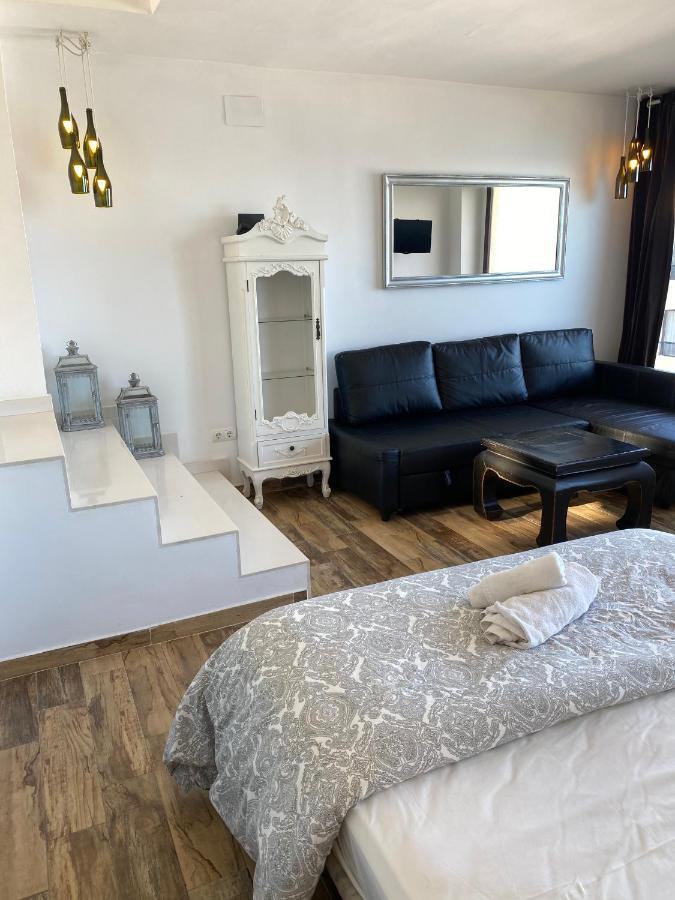 Aloha Playa Apartment Benalmadena Bagian luar foto