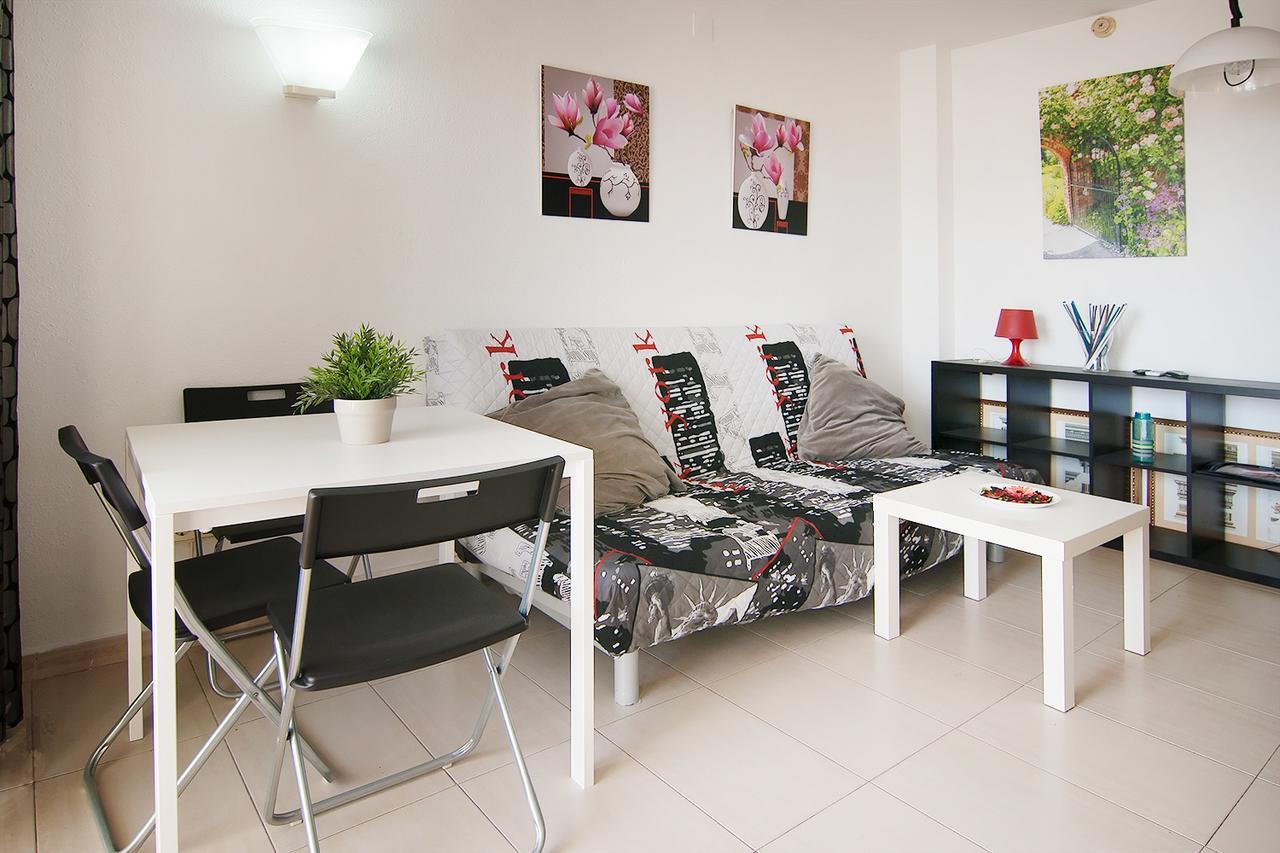 Aloha Playa Apartment Benalmadena Bagian luar foto