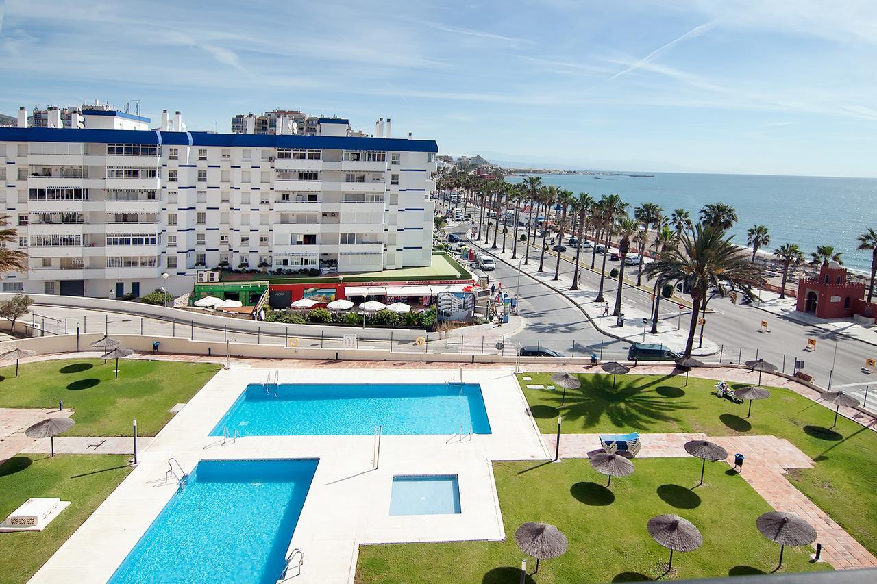 Aloha Playa Apartment Benalmadena Bagian luar foto